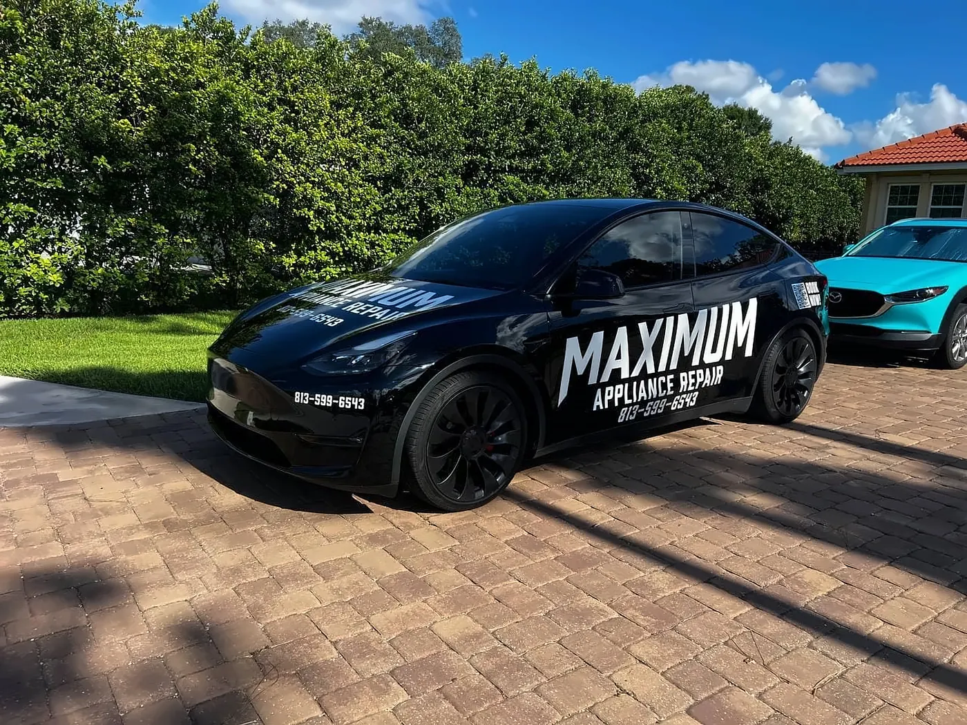 The Maximum Appliance Repair service car